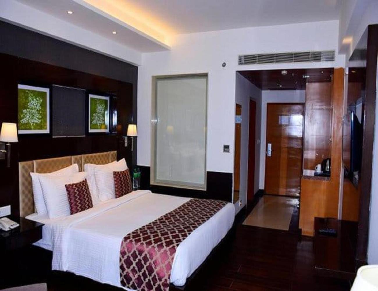 Hotel Tu Casa Delhi Airport New Delhi Buitenkant foto